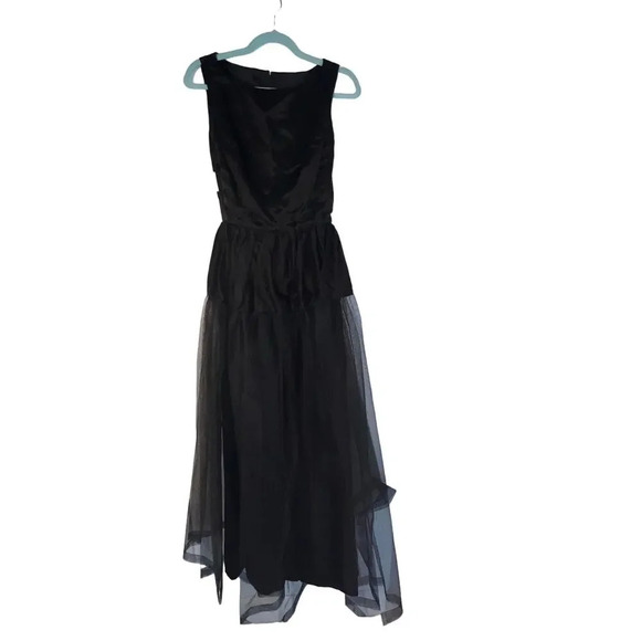 Francais By Huly Waltzer size 6 Black Satin Square Neck Fit Flare jewel 
Gown ￼ - Picture 9 of 13